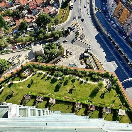 Ultra Luxurious 1bd,high Floor,with Balcony Lägenhet *