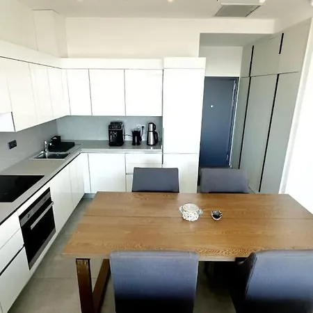 Lägenhet Ultra Luxurious 1bd,high Floor,with Balcony