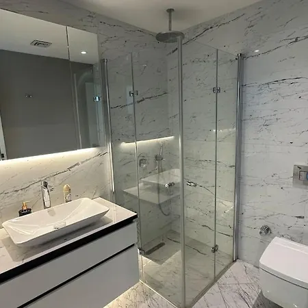 Ultra Luxurious 1bd,high Floor,with Balcony Istanbul