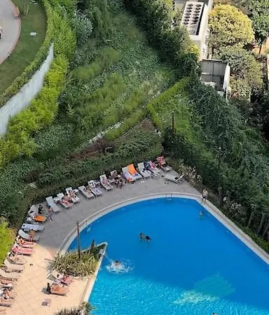 Ultra Luxurious 1bd,high Floor,with Balcony