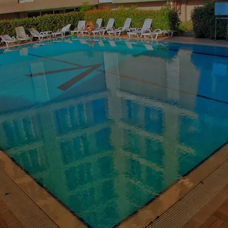 Appartamento Ultra Luxurious 1bd,high Floor,with Balcony *